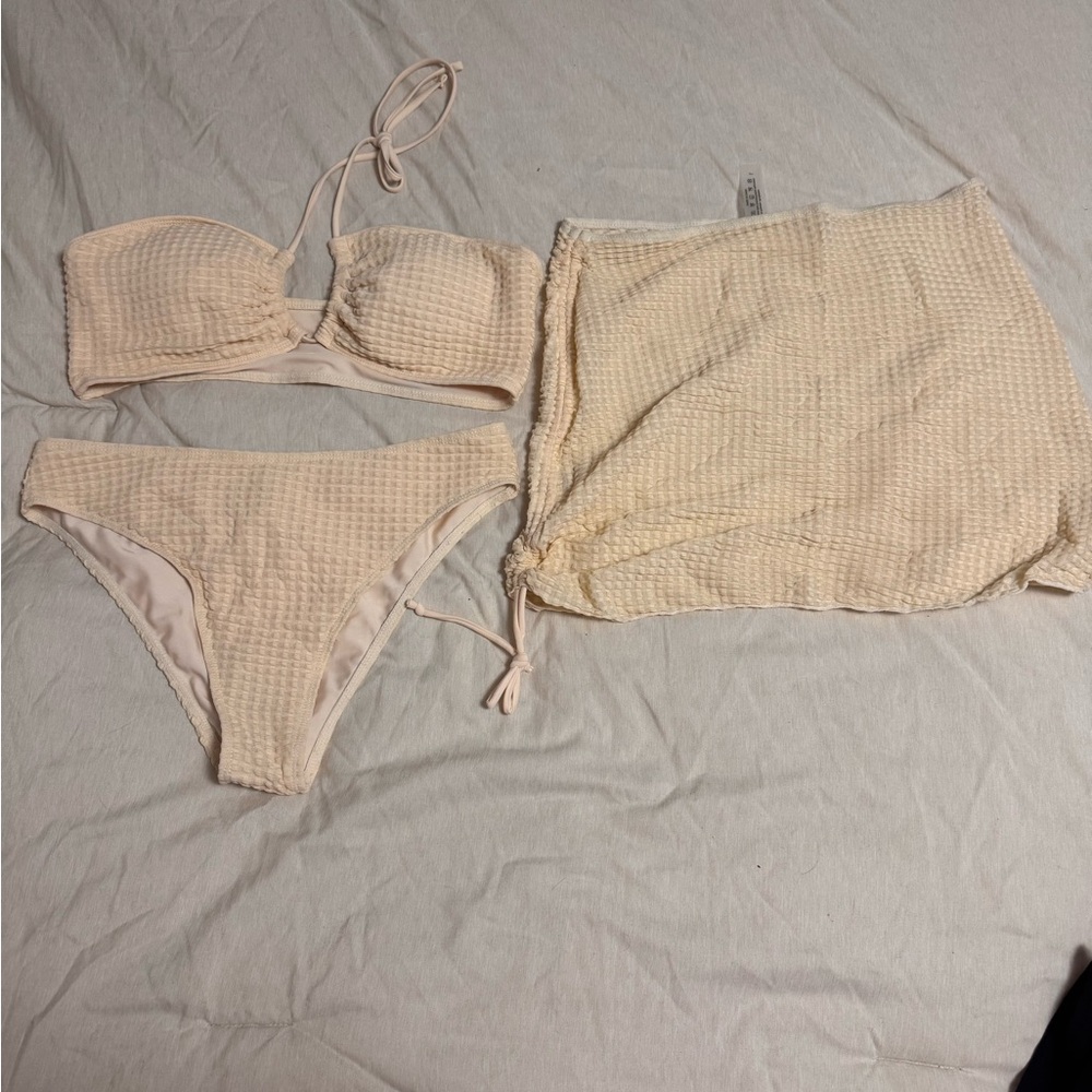 Cream Textured Bikini Set with Skirt
